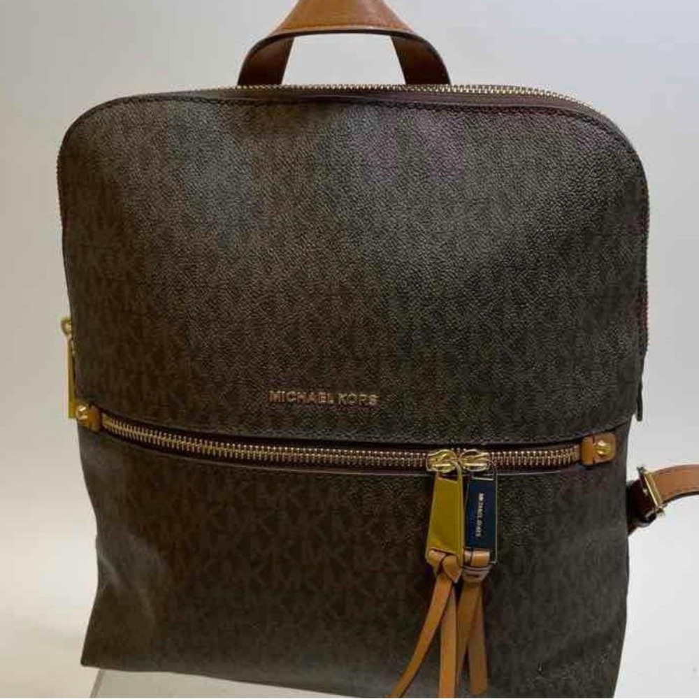 Michael Kors Rhea Medium Slim Logo Backpack - Picture 13 of 16